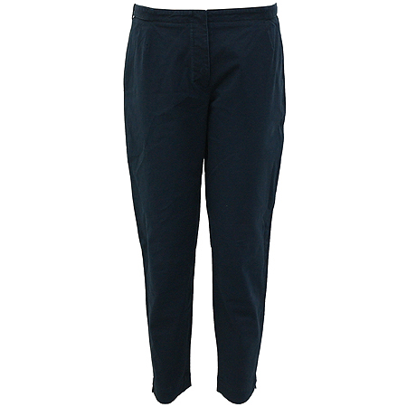 �����  ����