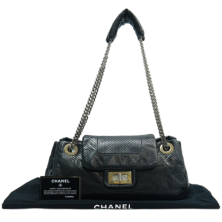 Chanel()  ΰ    ü  []