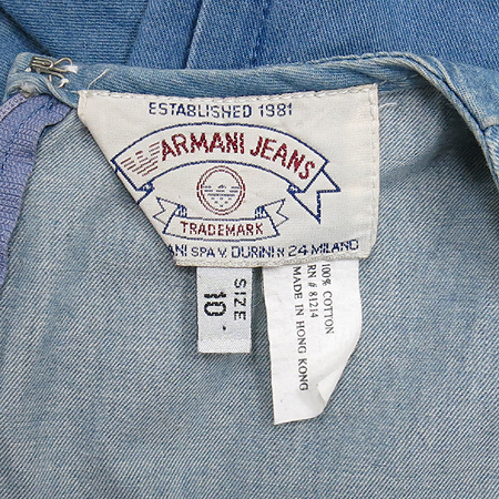 Armani JEANS(�Ƹ����� ����) ���� �μҸ� ���ǽ� �̹���4 - ���̺��� �߰���ǰ