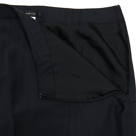 SOLEZIA(�ַ�����) ��Ʈ������ ���� ��ĿƮ �̹���2 - ���̺��� �߰���ǰ