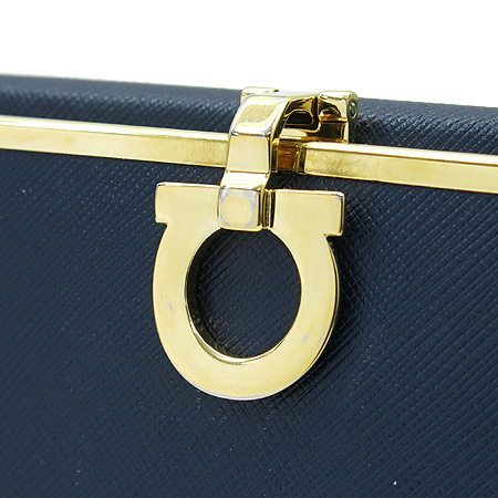 Ferragamo(��󰡸�) 22 4633 ���ǾƳ� ��ġ�� ��Ŭ ������ [��������] �̹���7 - ���̺��� �߰���ǰ