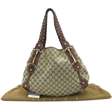 ����  �����