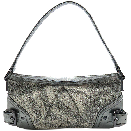 ������  �����