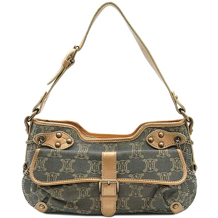 ������  �����