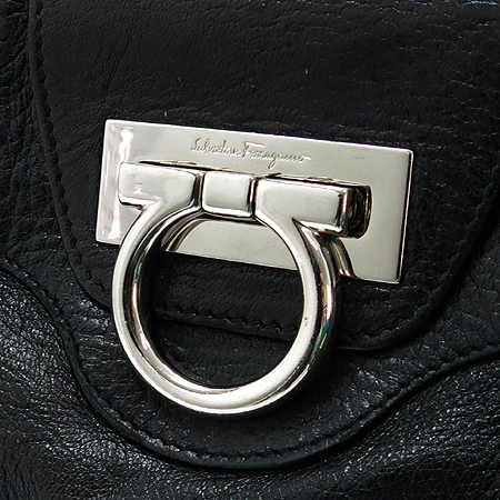 Ferragamo(��󰡸�) 21 5370 ���� ��ġ�� ��� ���� ���� ��Ʈ�� [��������] �̹���4 - ���̺��� �߰���ǰ