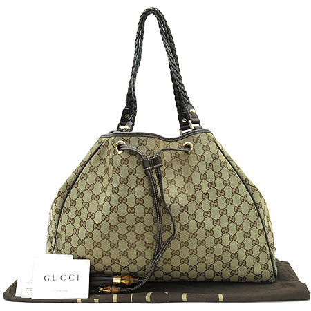 ����  �����