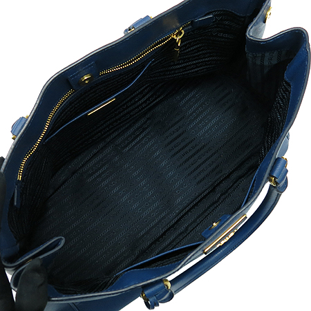 Prada(�����) BN1844 �ﰢ �ΰ� ��� ���ǾƳ� ��Ʈ�� �̹���5 - ���̺��� �߰���ǰ