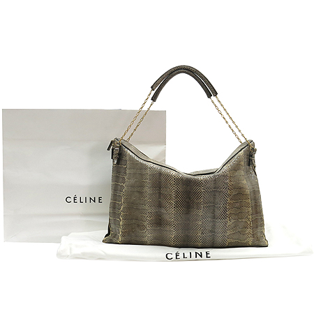 ������  �����