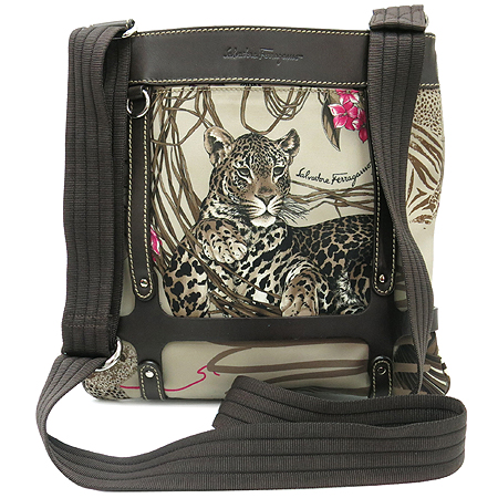 ��󰡸�  ũ�ν���