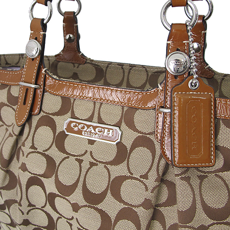 Coach(��ġ) F15146 �ñ׳��� ���� ���̴�Ʈ ���� Ʈ���� ����� [�̾��������] �̹���4 - ���̺��� �߰���ǰ