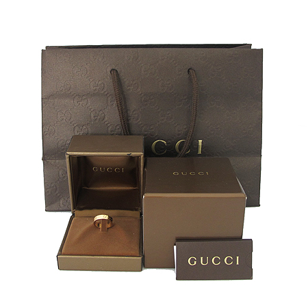 ����  ����