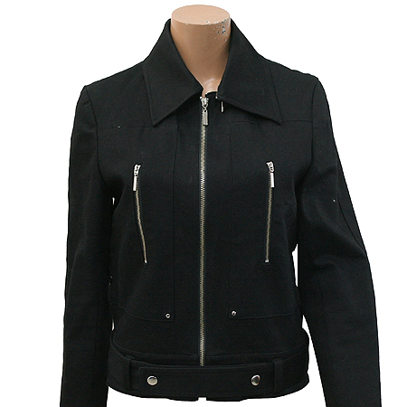 ��������  ����