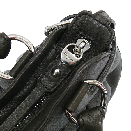 Ferragamo(��󰡸�)  21 6317 īŰ ���� ���� ��ġ�� ��� ��Ʈ�� �̹���5 - ���̺��� �߰���ǰ