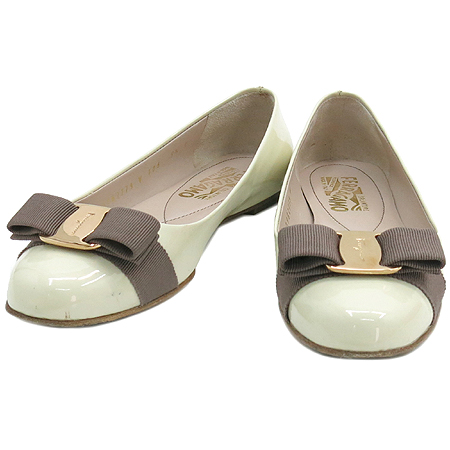 Ferragamo(��󰡸�) VARINA  ��� ��Ż ���̴�Ʈ ���� �÷� ���� �̹���2 - ���̺��� �߰���ǰ