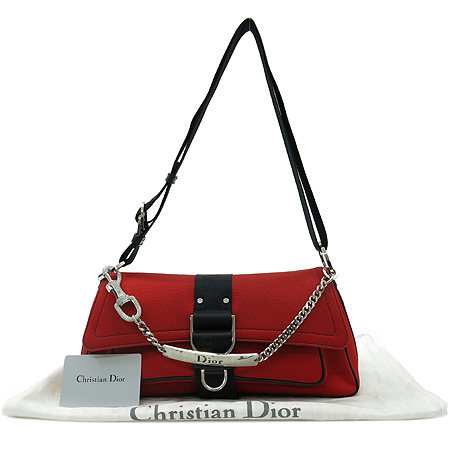 ���  �����