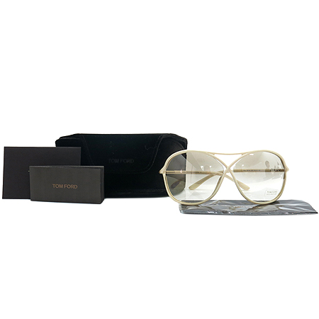 ������  ���۶�