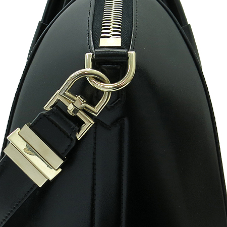 GIVENCHY(�����) 13G5101014 ��Ƽ���� ���� �Ұ��� L ������ 2WAY �̹���4 - ���̺��� �߰���ǰ