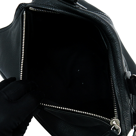 GIVENCHY(�����) 13G5250012 001 ��Ʈ��Ų ���� �ǵ��� M������ ����ΰ� 2WAY �̹���6 - ���̺��� �߰���ǰ