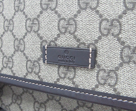 Gucci(����) 201732 GG �ΰ� PVC ũ�ν��� [�д����] �̹���4 - ���̺��� �߰���ǰ