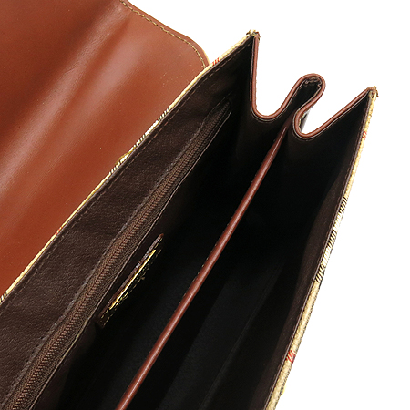 Burberry(������) Ŭ���� üũ ��Ʈ�� �̹���6 - ���̺��� �߰���ǰ