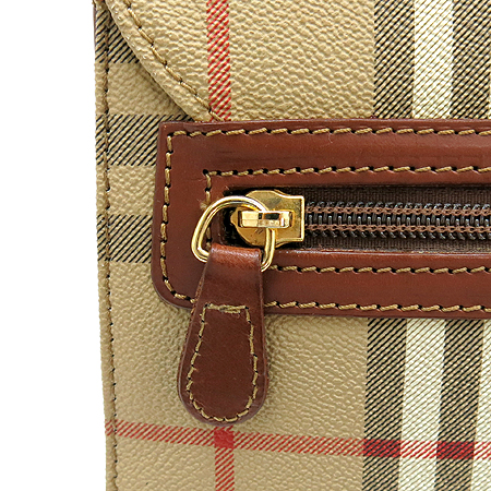 Burberry(������) Ŭ���� üũ ��Ʈ�� �̹���7 - ���̺��� �߰���ǰ