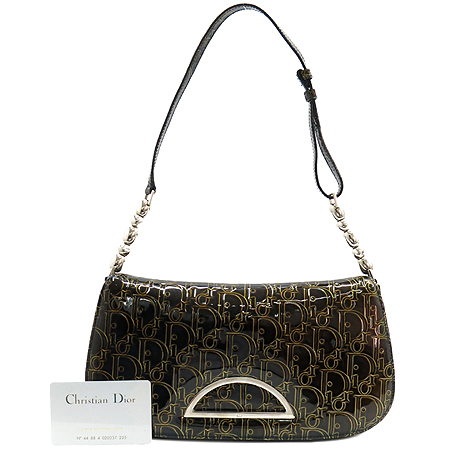 ���  �����