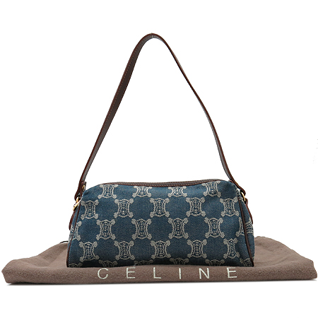 ������  �����