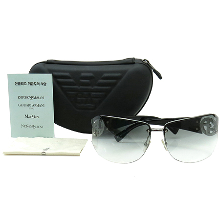 �Ƹ�����  ���۶�