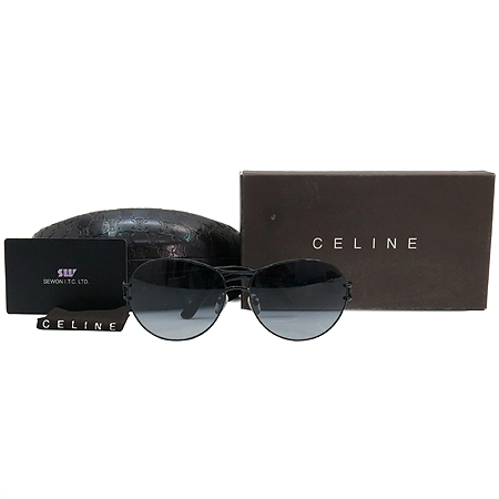 ������  ���۶�