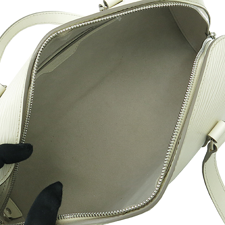 Louis Vuitton(���̺���) M5222A ���� ������ ��Ʈ�� + �Ŀ�ġ �̹���6 - ���̺��� �߰���ǰ