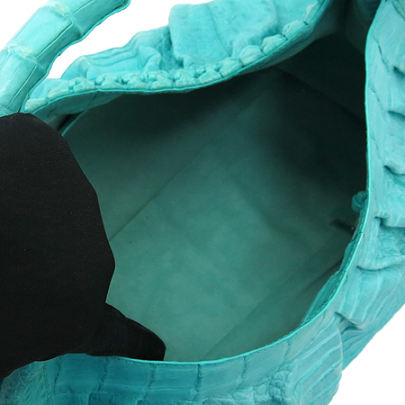 NANCY GONZALEZ(���� ���߷���) ũ��Ŀ���� ȣ�� ����� �̹���6 - ���̺��� �߰���ǰ