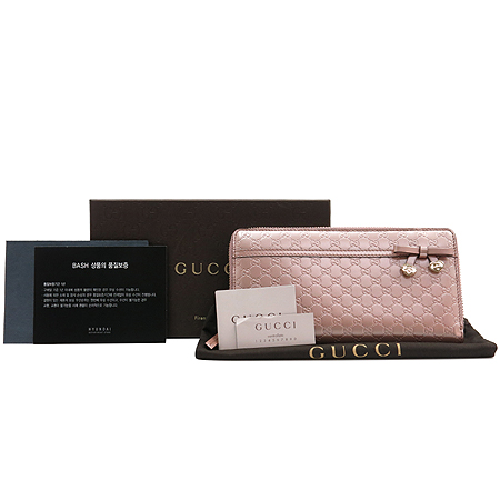 ����  ������