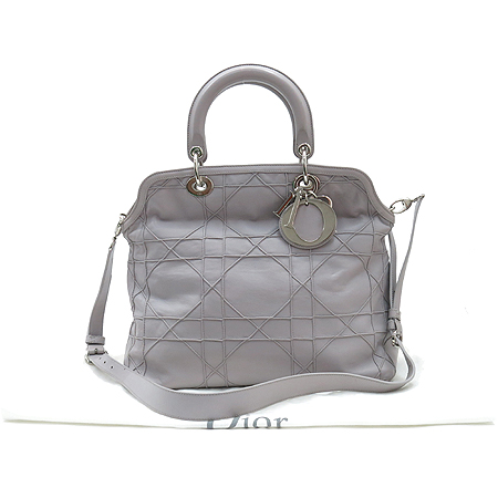 ��� �׶��� 