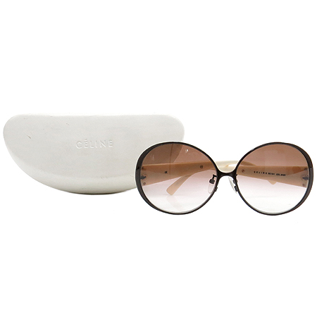 ������  ���۶�