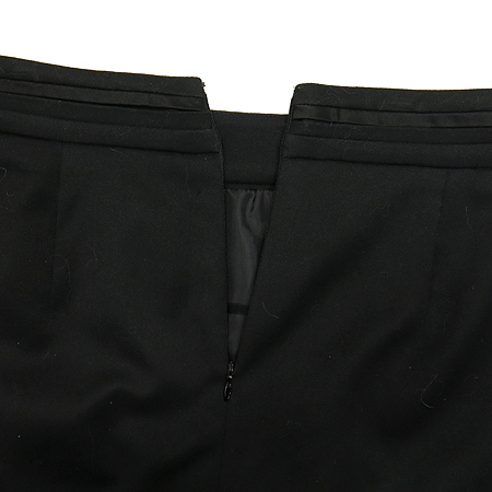 ROEM(�ο�) �����÷� ��ĿƮ �̹���3 - ���̺��� �߰���ǰ