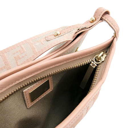 Fendi(���) 8BT083 �к긯 ũ�ν��� �̹���6 - ���̺��� �߰���ǰ