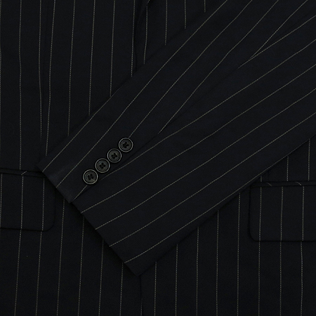 SOLID HOMME(�ָ���ȹ�) ��Ʈ������ ���� �̹���3 - ���̺��� �߰���ǰ