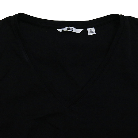 UNIQLO(����Ŭ��) �����÷� V�� Ƽ �̹���2 - ���̺��� �߰���ǰ