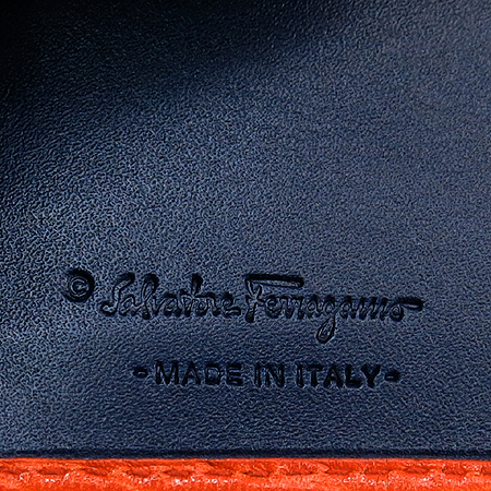 Ferragamo(��󰡸�) 66 7069 �������÷� ���� ������ ������ [��������] �̹���5 - ���̺��� �߰���ǰ