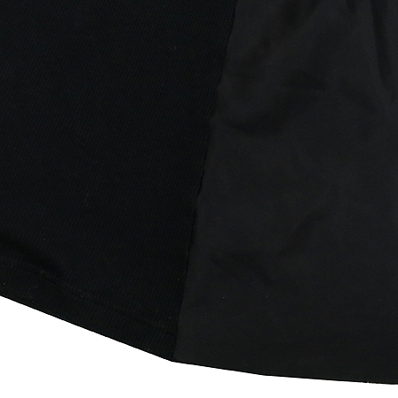 JENS LAUGESEN �����÷� �̳ʿ��� ���� ���ǽ� �̹���3 - ���̺��� �߰���ǰ