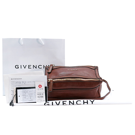 ����� �ǵ��� �̴� ũ�ν��� 