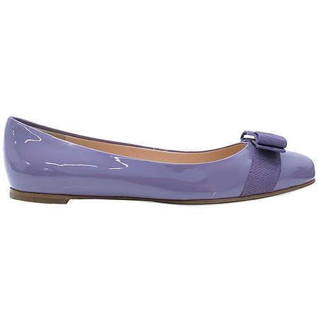 Ferragamo(��󰡸�) VARINA ���� �ٶ� ��� ���̴�Ʈ ������ ���� �̹���4 - ���̺��� �߰���ǰ