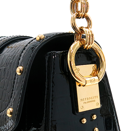 Metrocity(��Ʈ�ν�Ƽ) ���� �ΰ� ��� ��Ʈ�� �̹���3 - ���̺��� �߰���ǰ