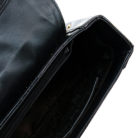 Metrocity(��Ʈ�ν�Ƽ) ���� �ΰ� ��� ��Ʈ�� �̹���6 - ���̺��� �߰���ǰ