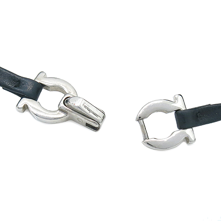 Ferragamo(��󰡸�) �������� ��ġ�� �ΰ� ���� �̹���3 - ���̺��� �߰���ǰ