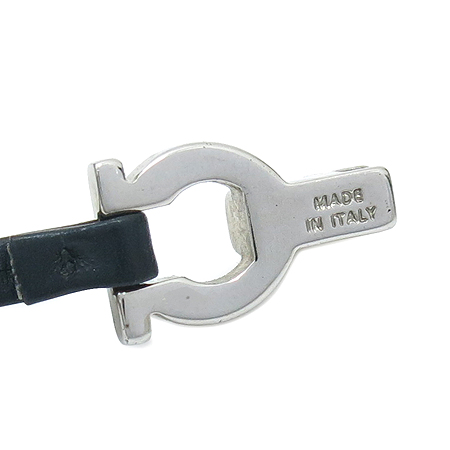 Ferragamo(��󰡸�) �������� ��ġ�� �ΰ� ���� �̹���4 - ���̺��� �߰���ǰ