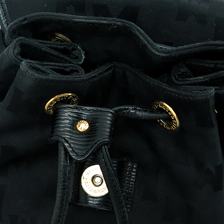 Metrocity(��Ʈ�ν�Ƽ) ������ �ΰ� ���� �к긯 ���� �̹���5 - ���̺��� �߰���ǰ