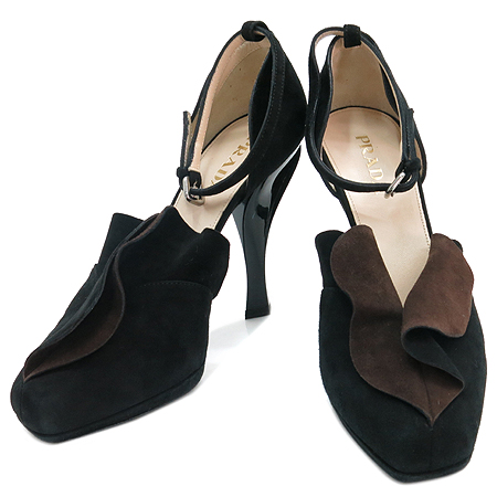 �����  ����