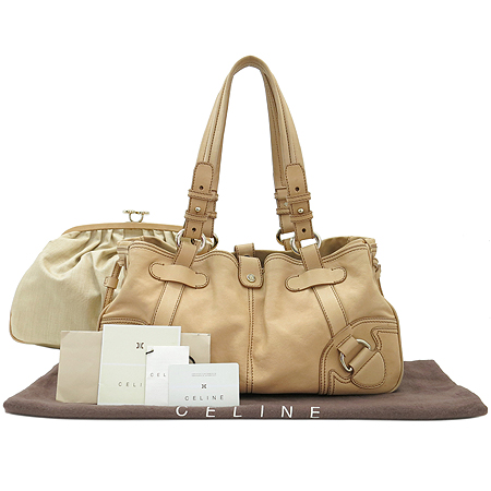 ������  �����