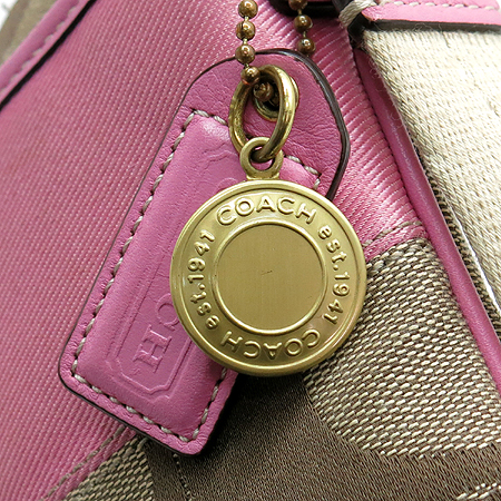 Coach(��ġ) 41207 �ñ׳�ó �ڰ��� ũ�ν��� �̹���3 - ���̺��� �߰���ǰ